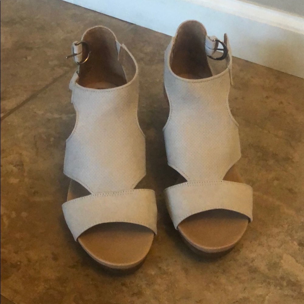 Elia Wedge Sandal